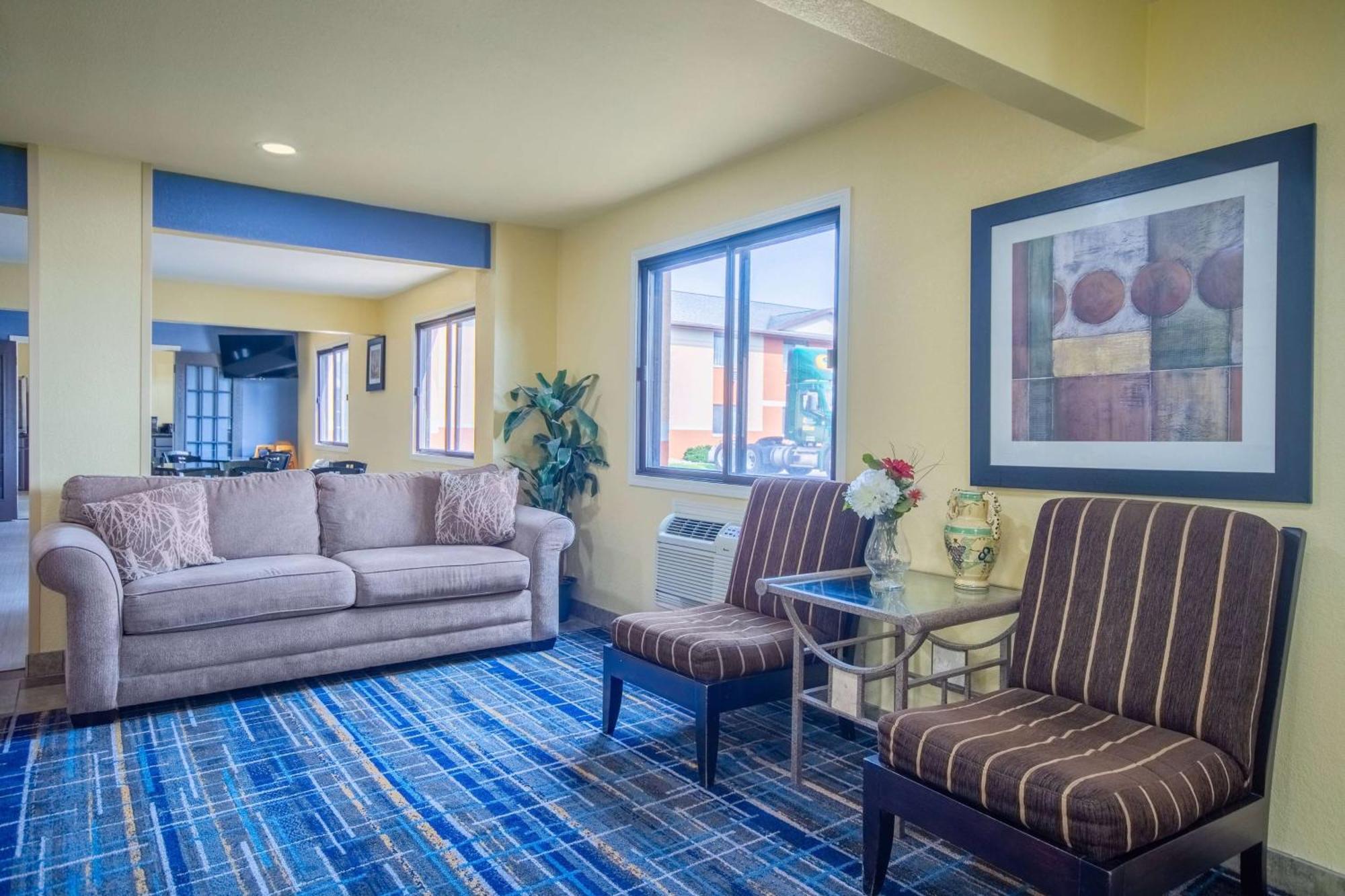 Days Inn & Suites By Wyndham Waterloo Luaran gambar